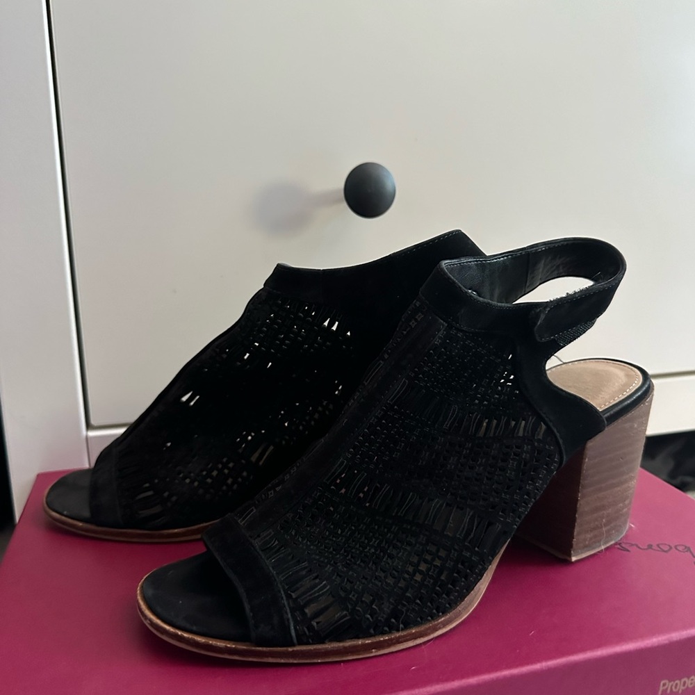 Vince Camuto Heels